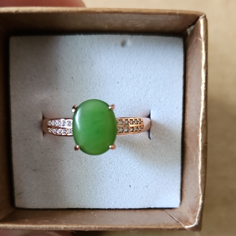 Jade Rose Gold Women's Ring